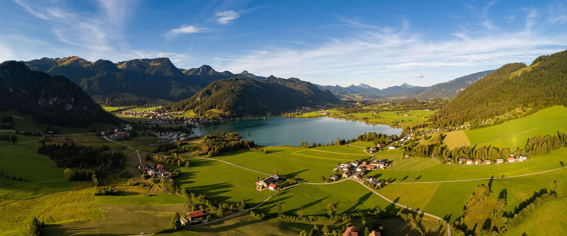 Sommer im Kaiserwinkl mit Blick auf den Walchsee